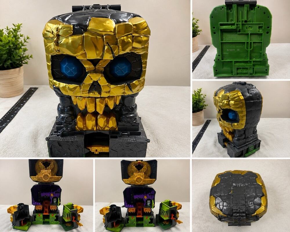 Treasure X Skull Temple Playset Moose Gold Skull Carry Case Incomplete